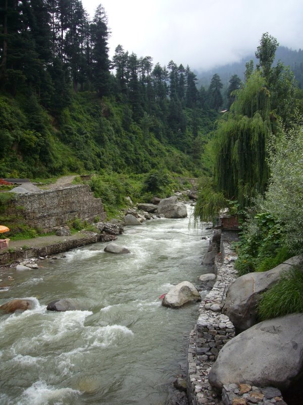 Travel - India - Himachal Pradesh - Manali - The Valley and the River